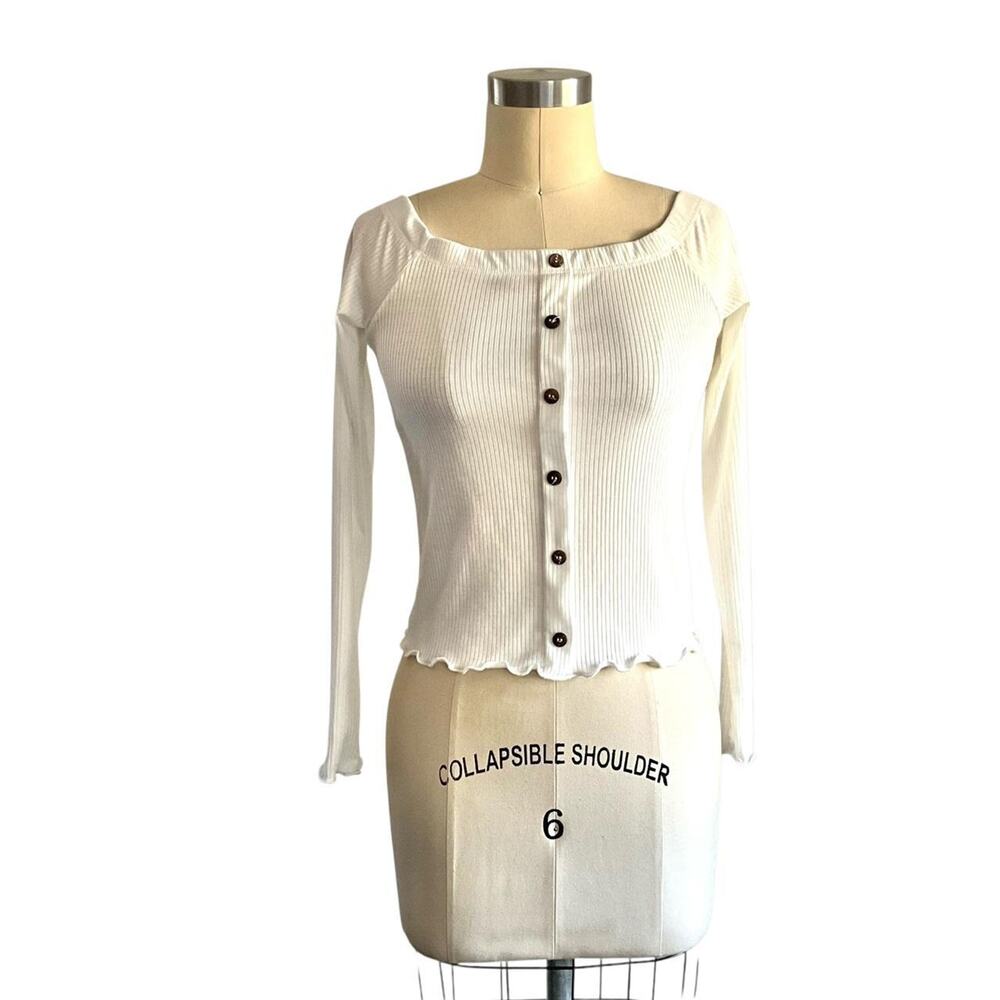 Rue21 Ivory White Ribbed Blouse: Y2K, Modern